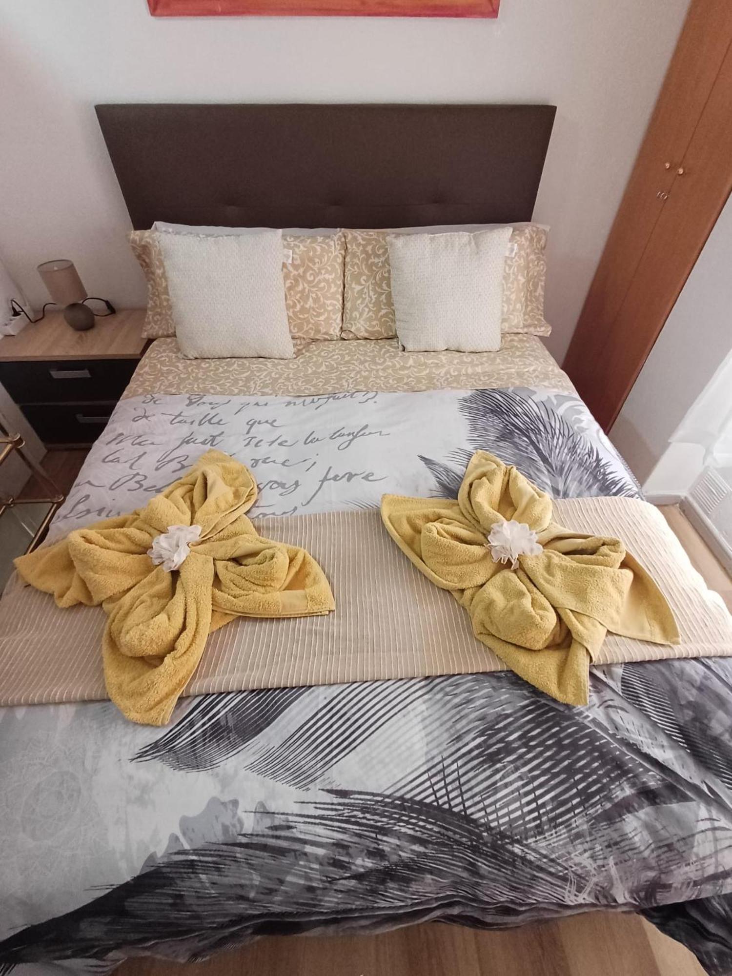 Alicante Postiguet Studios Dış mekan fotoğraf