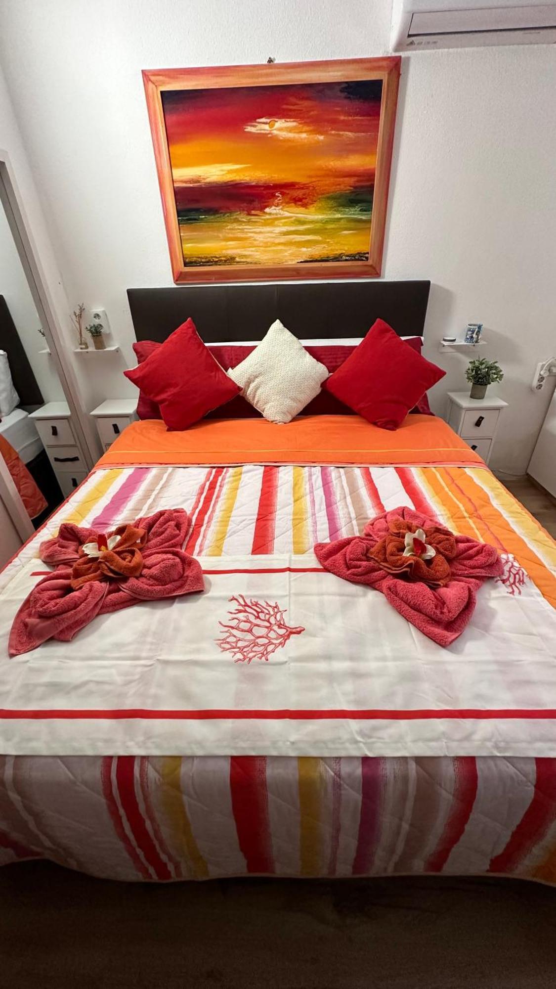 Alicante Postiguet Studios Dış mekan fotoğraf