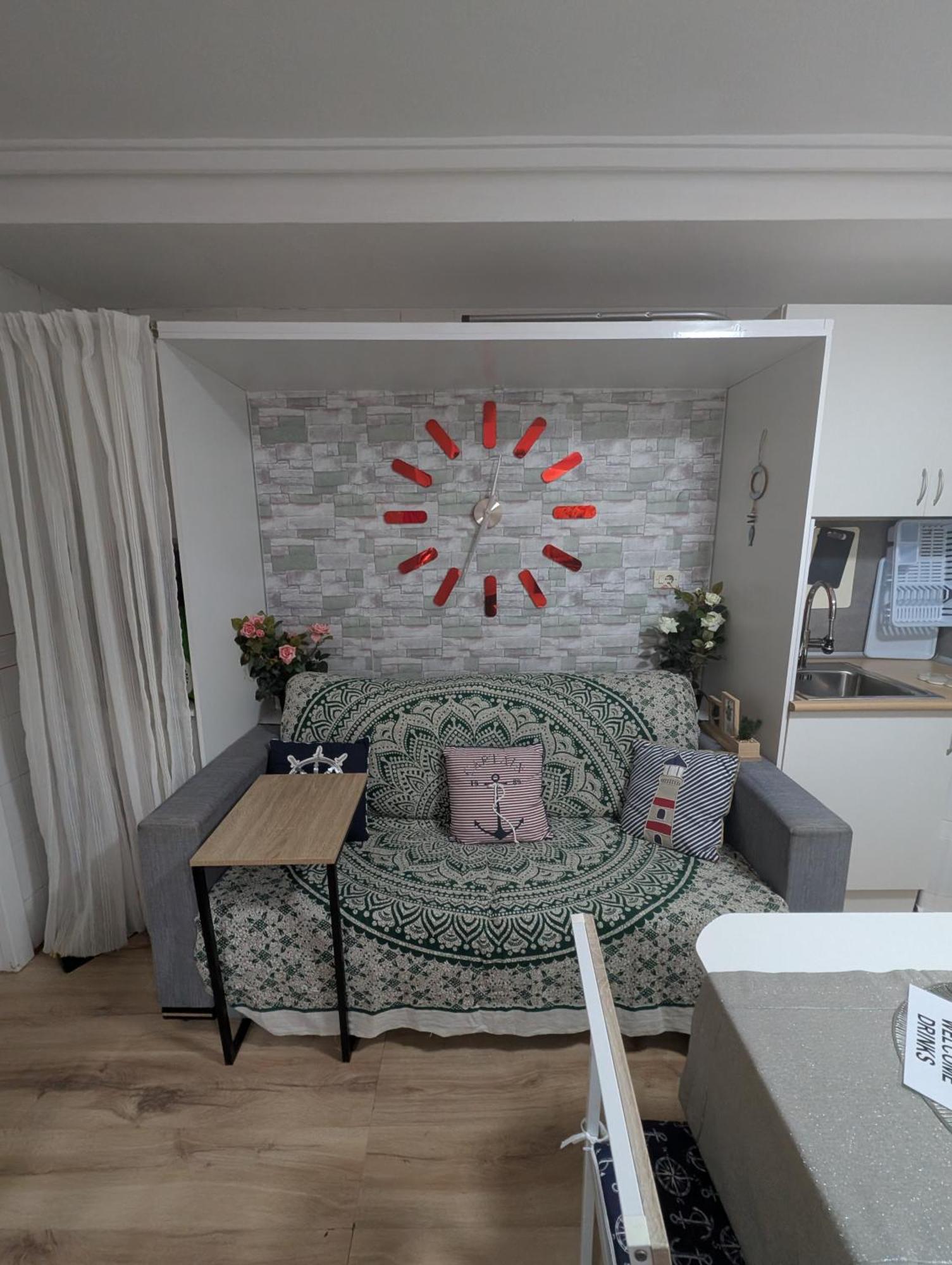 Alicante Postiguet Studios Dış mekan fotoğraf