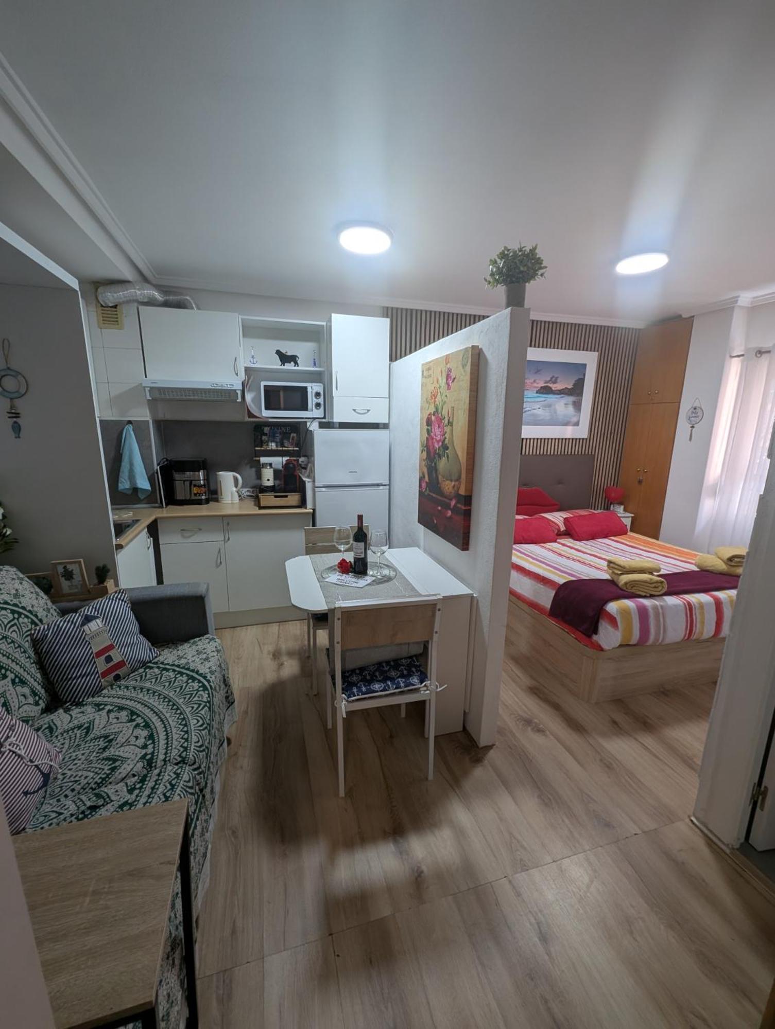 Alicante Postiguet Studios Dış mekan fotoğraf